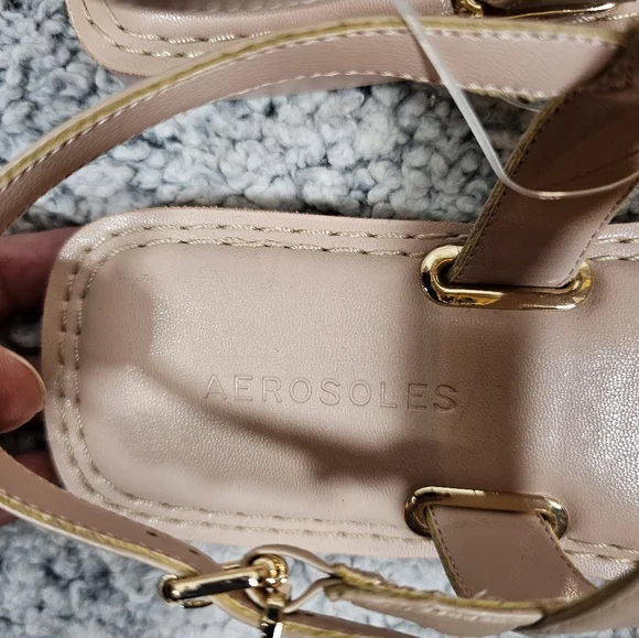 AEROSOLES 10 M Leather Sandals - Picture 7 of 8